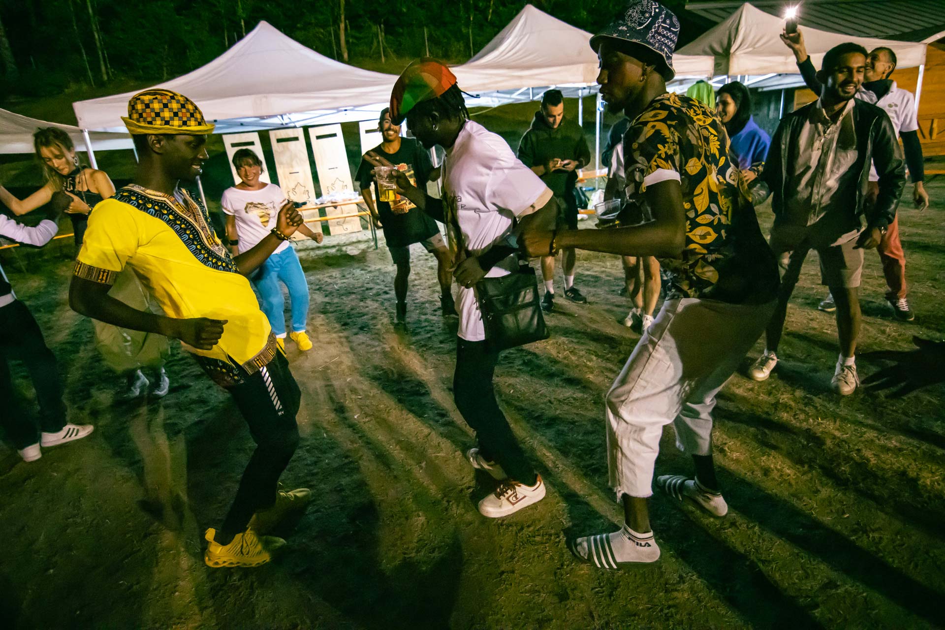 Amoahbia Festival men dancing